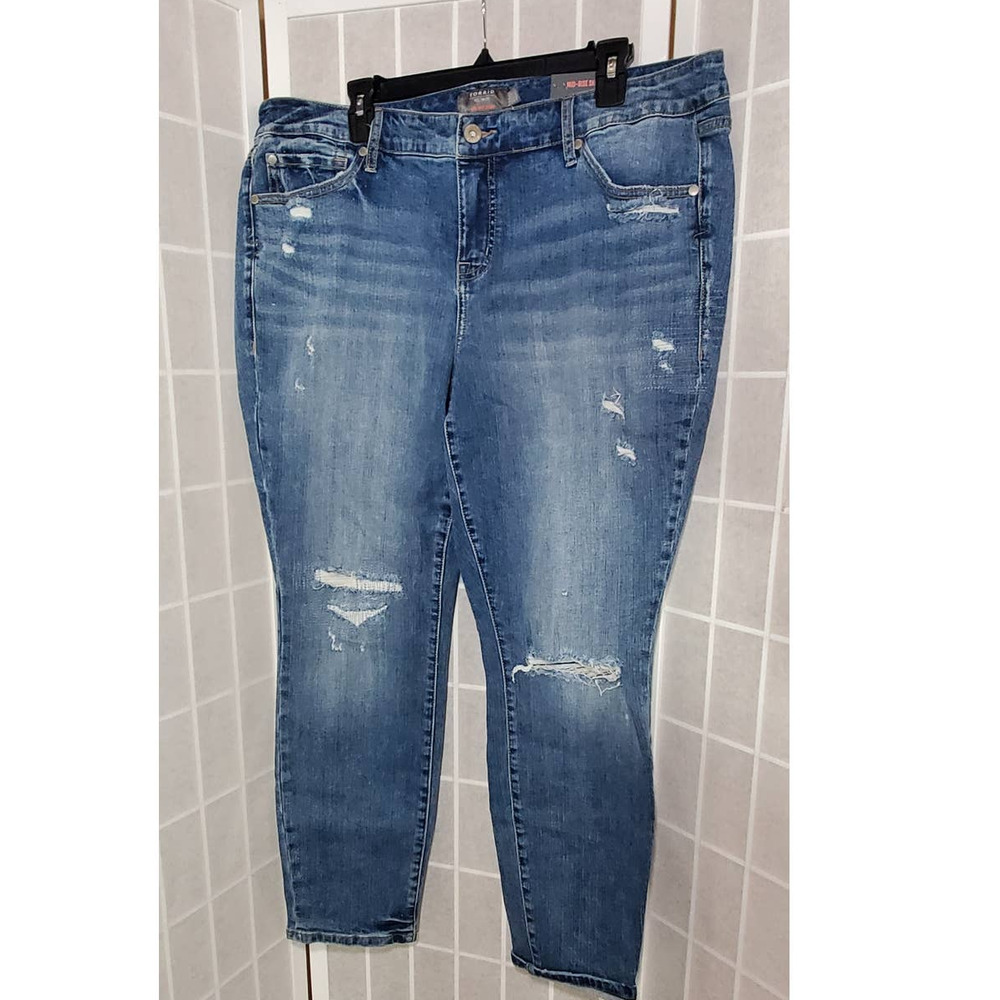 NWT Torrid Pocket Button Zip Fly Skinny Jean Stretch Mid Rise Denim Size: 18R - Picture 3 of 4